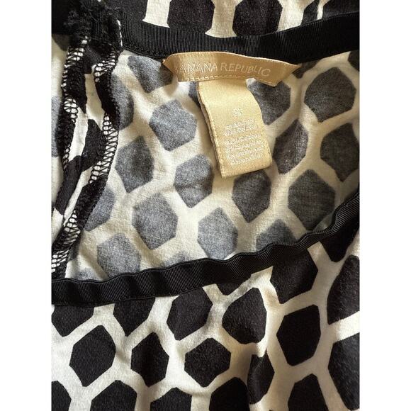 BANANA REPUBLIC PEPLUM HEM KNIT TOP size Small S - Picture 3 of 3